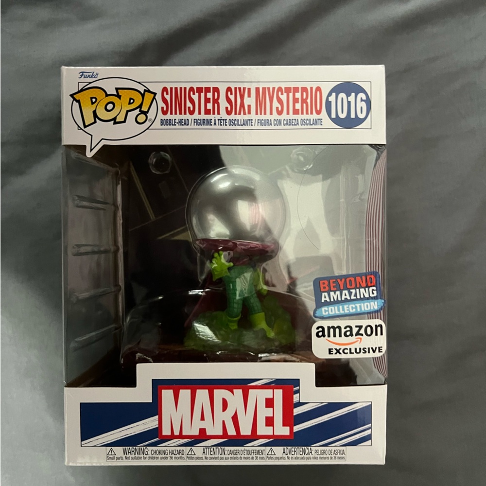 Marvel Sinister Six Mysterio Figure in Green and Silver